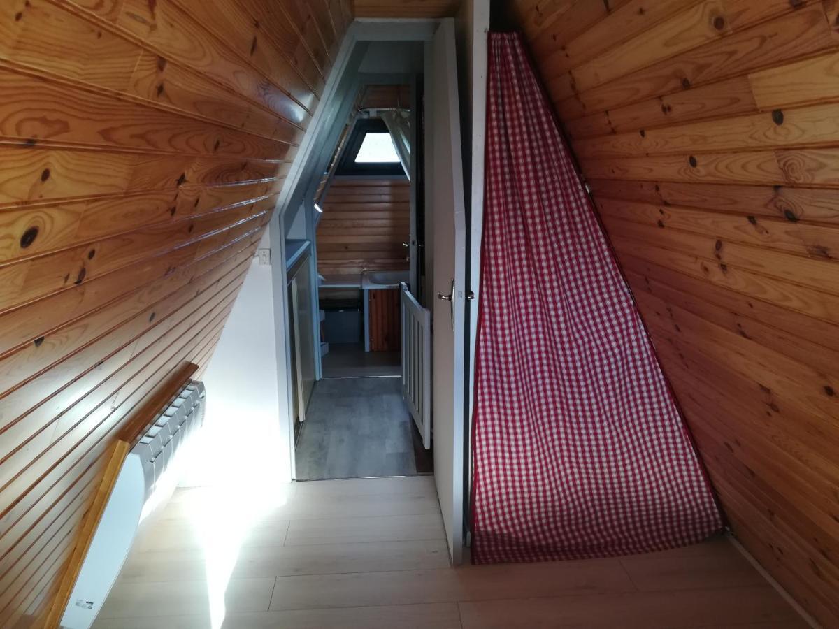 Chalet 2 Chambres レ・ザングル エクステリア 写真